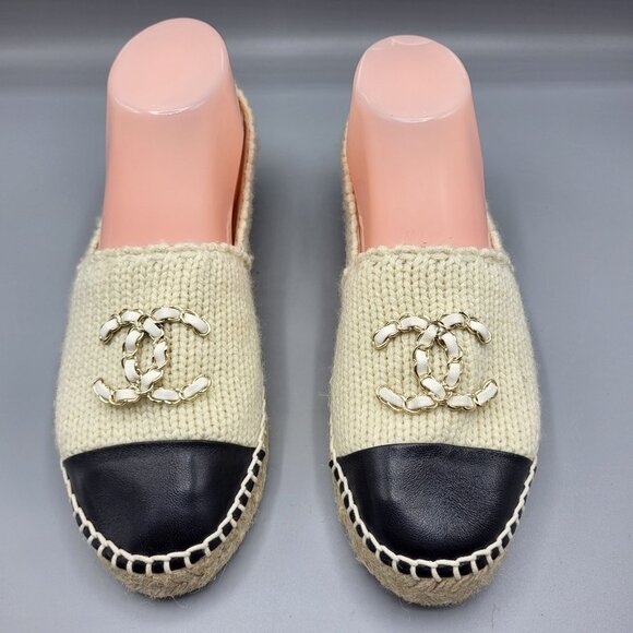 CHANEL Shoes - Chanel Beige Knit & Black Leather Espadrilles Size 37 B G29762 Made in Spain